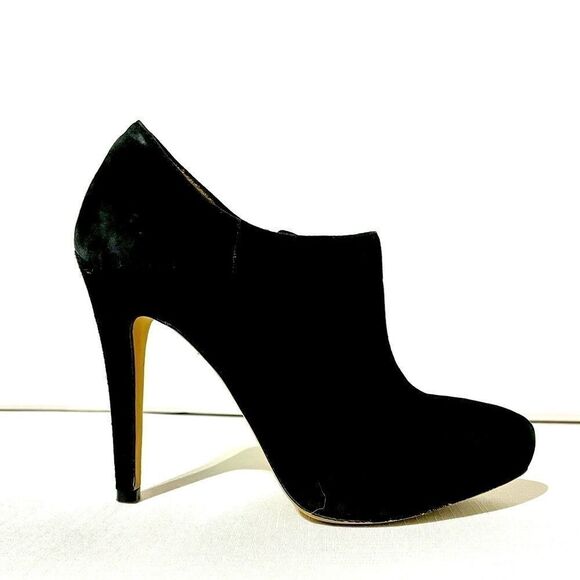BLACK SUEDE SAM EDELMAN 4.5” SIDE ZIP ANKLE BOOT 6 - Picture 1 of 6